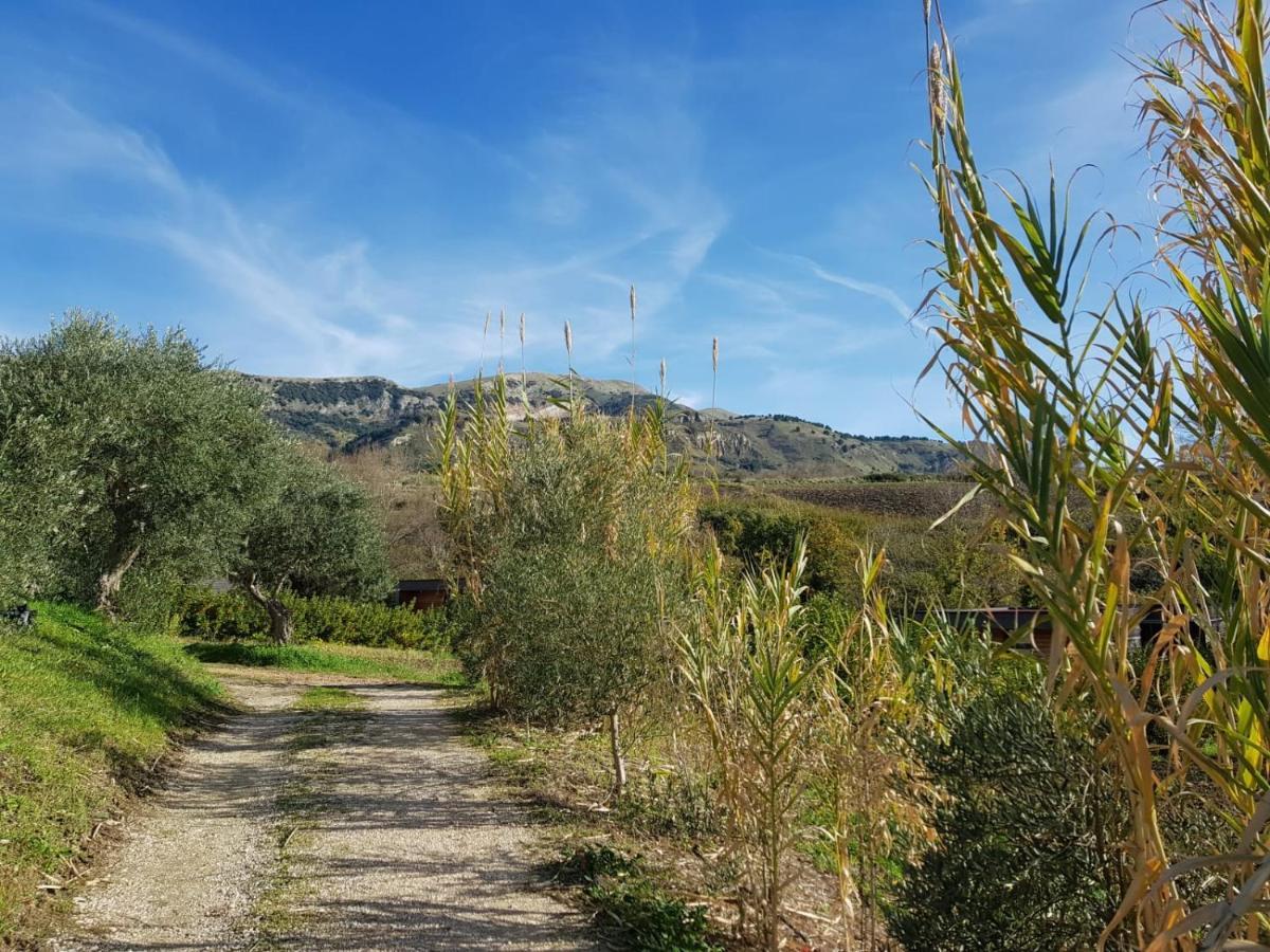Il Bevaio Di Corleone Vila Exterior foto
